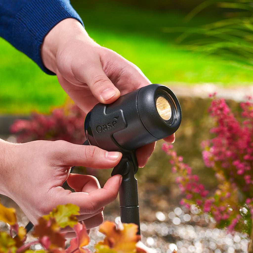 oase-lunaqua-connect-tuinspot-m-solo-wit-verstelbaar-sfeer