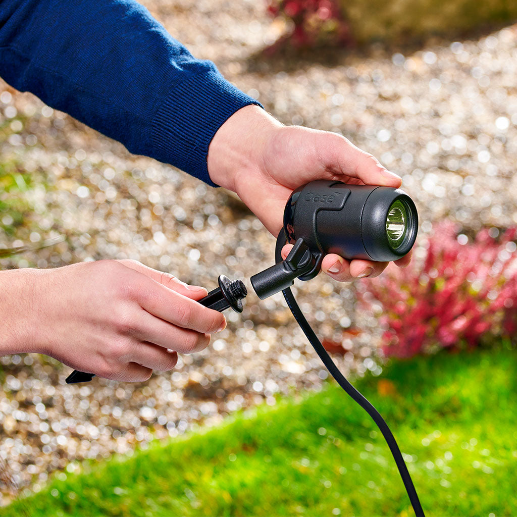 oase-lunaqua-connect-tuinspot-s-solo-wit-grondpen-sfeer